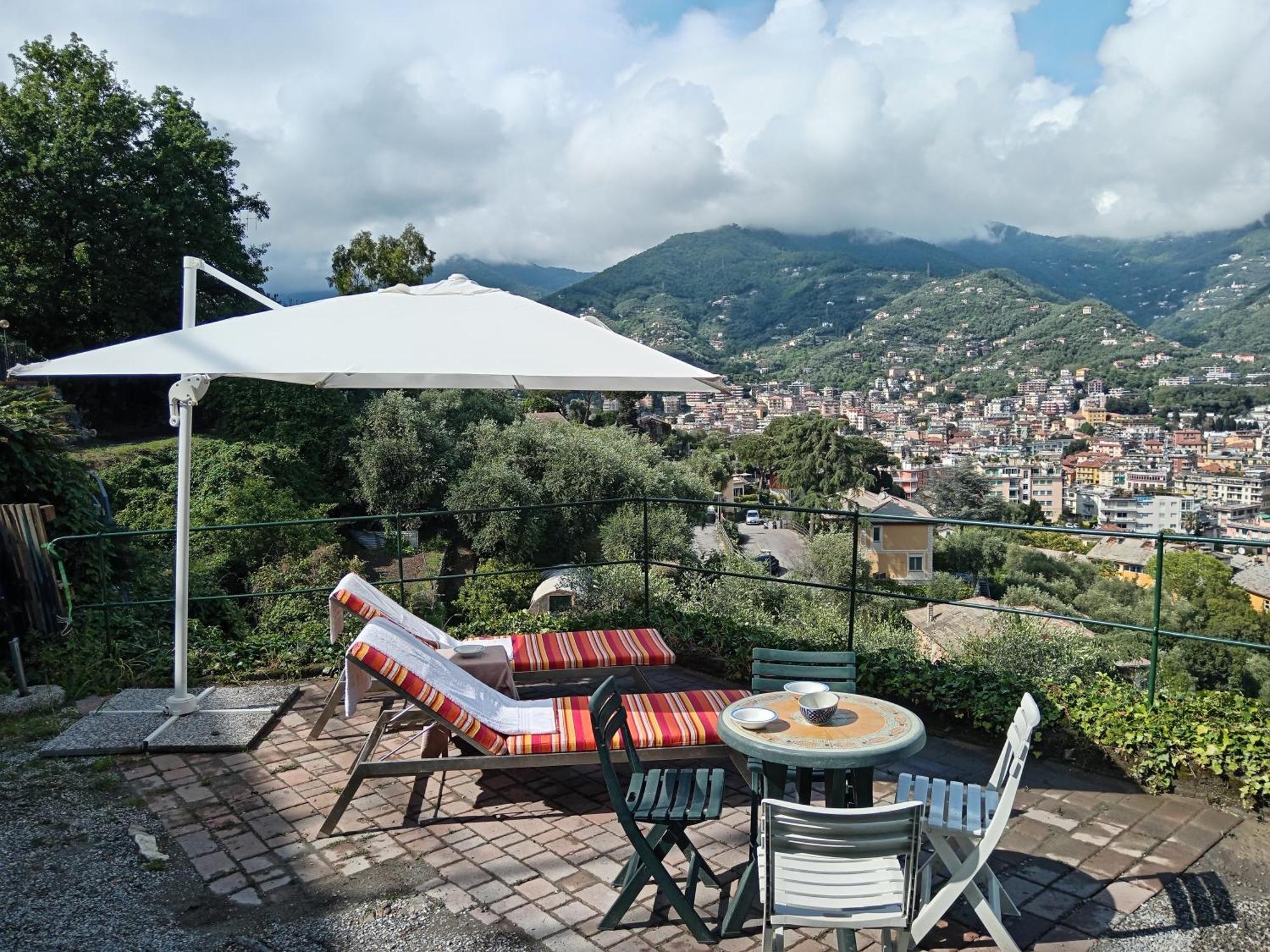 Vila Sunrise Rapallo Pokoj fotografie